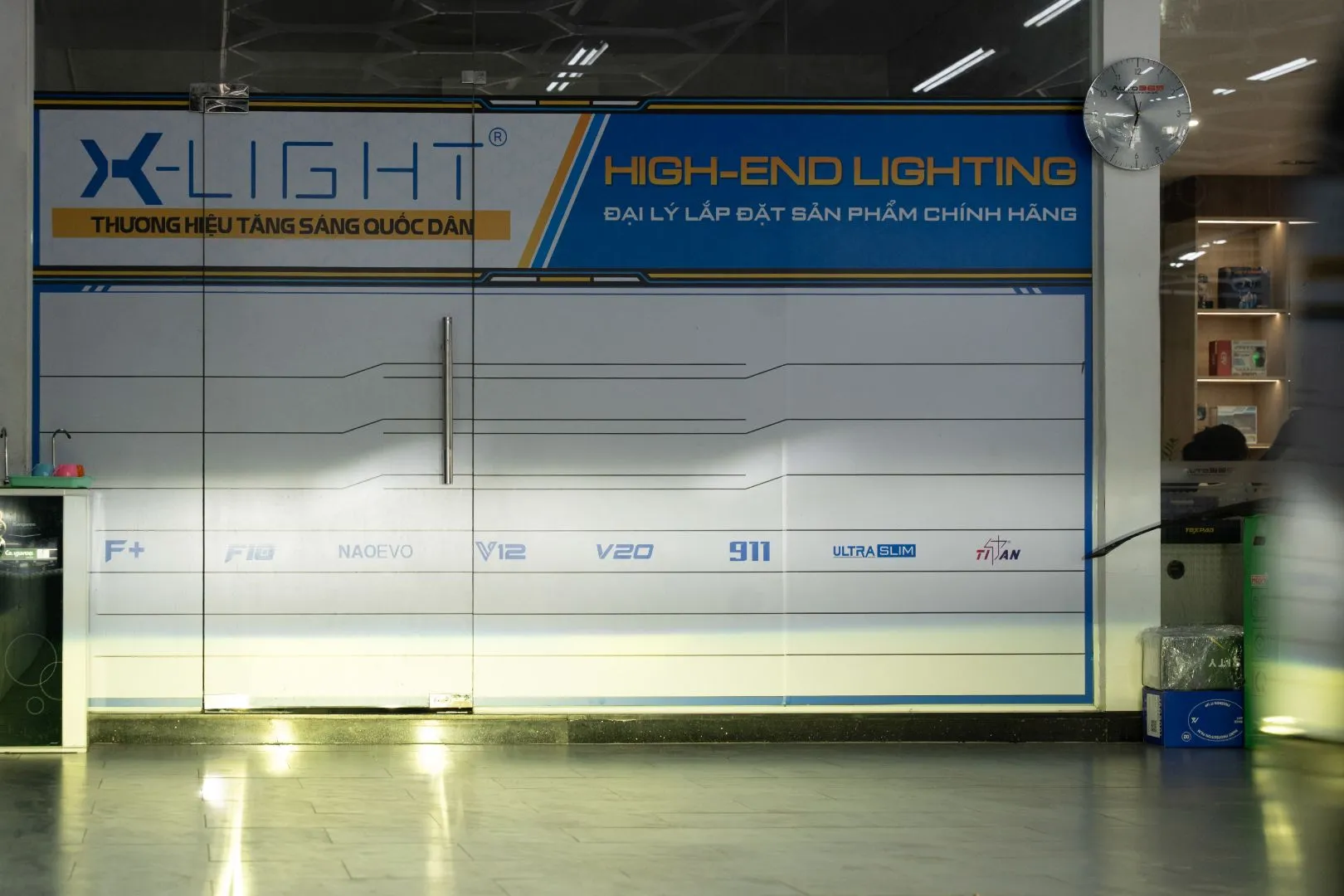 Vùng sáng Cos nhiệt màu 5000K của X-Light F10 Hyper 2.0 sau khi căn chỉnh.