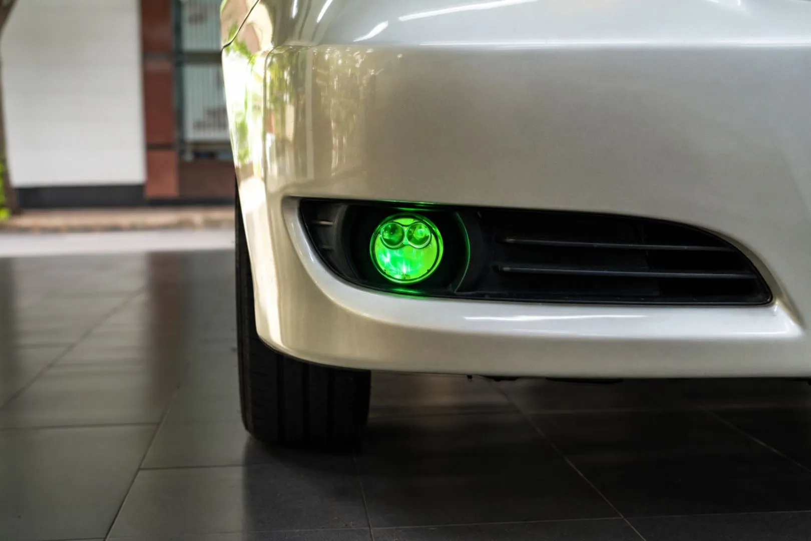 Cụm đèn gầm sau khi hoàn thiện GTR G1 Turbo trên xe.