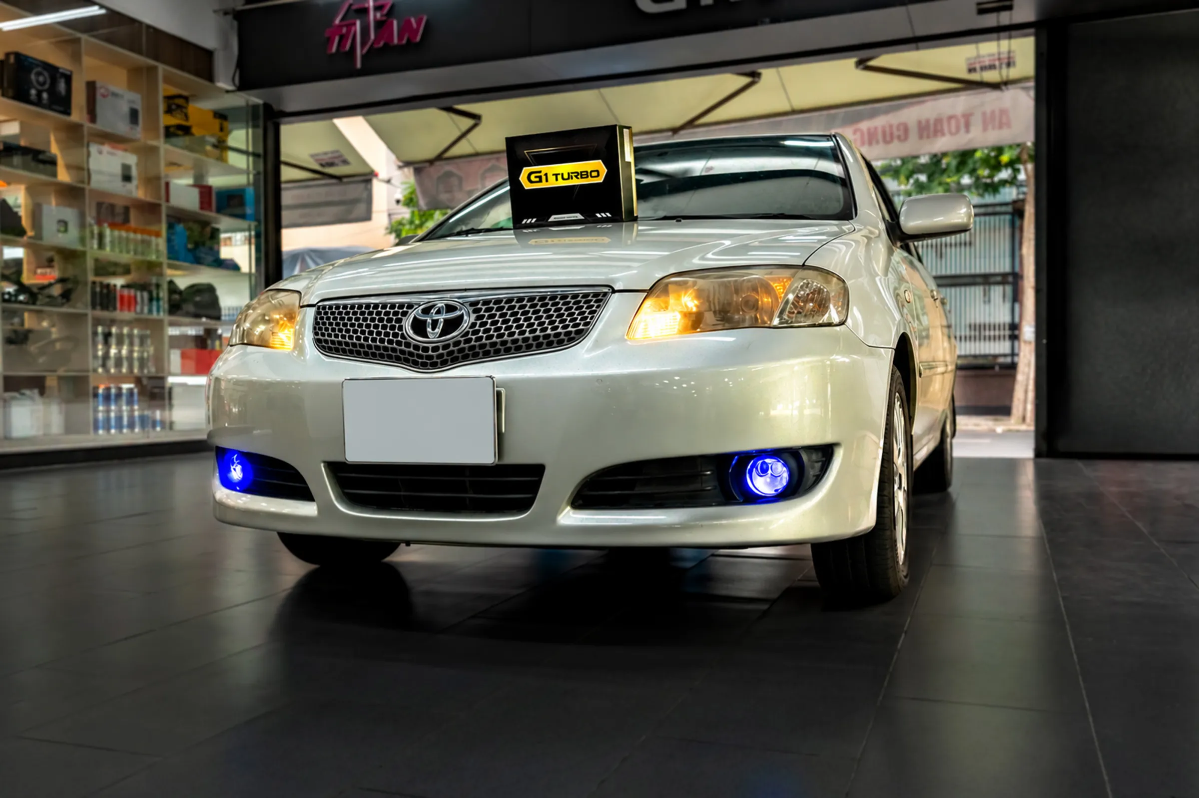 Cận cảnh hộp sản phẩm GTR G1 Turbo trên Toyota Vios 1.5G 2010.