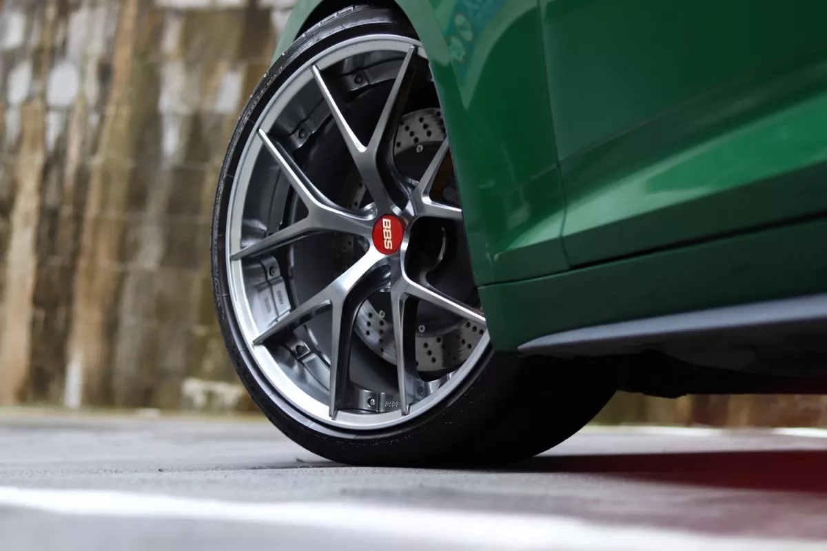 AX PPF/WRAP FILM ULTRA GLOSS IRISH GREEN – XANH AILEN SIÊU BÓNG AUDI S5 - Hình 5