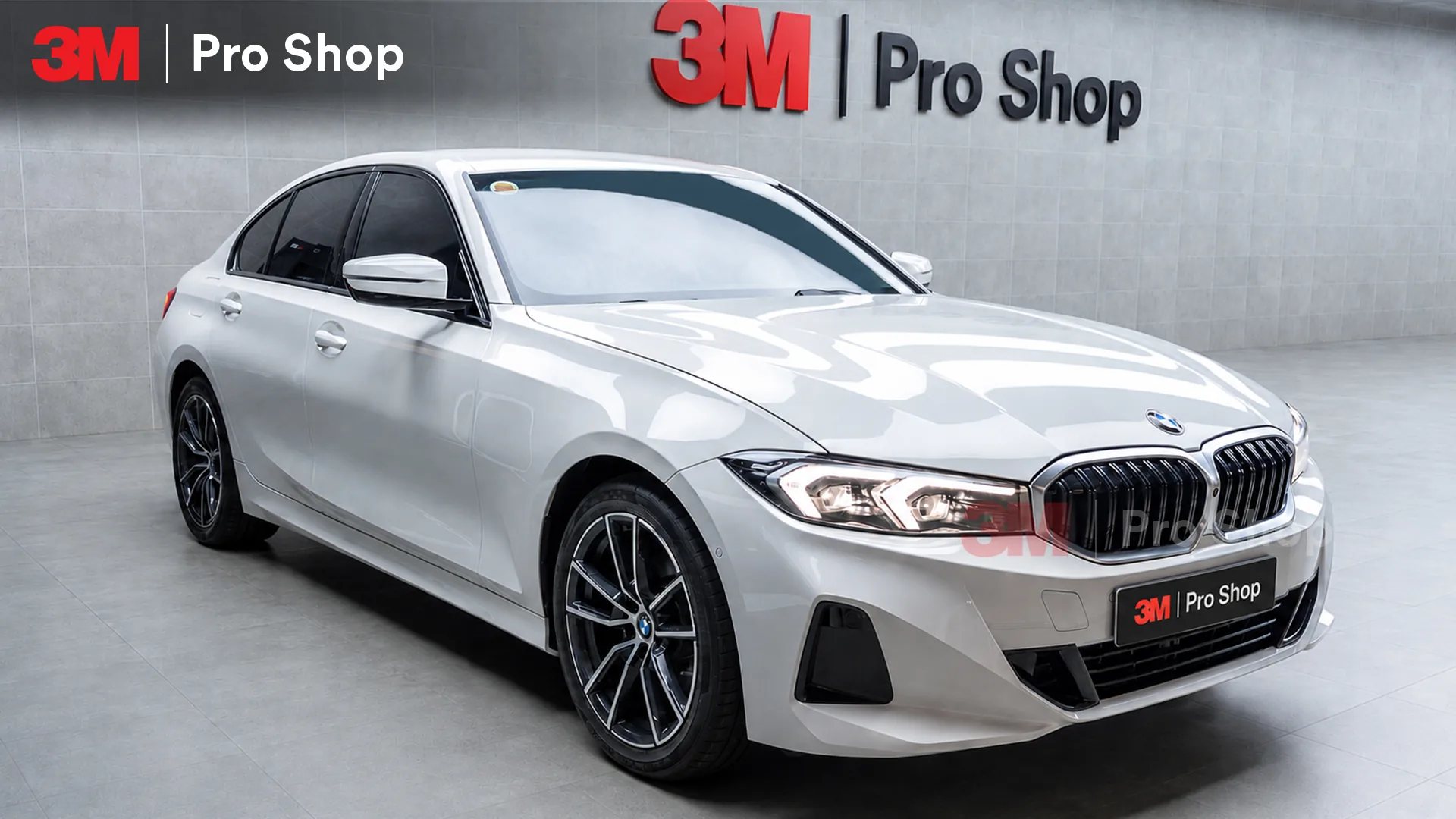 Xe BMW dán phim 3M CR BLK Pro tại 3M Pro Shop