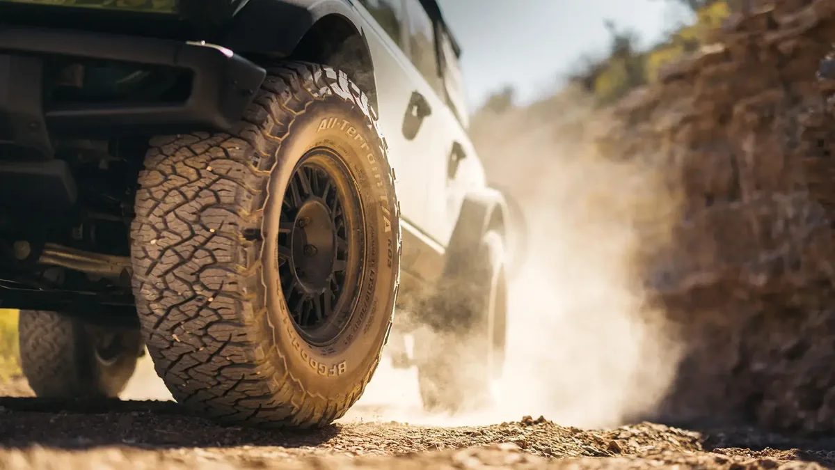 Lốp BFGoodrich All-Terrain T/A KO3 275/55R20