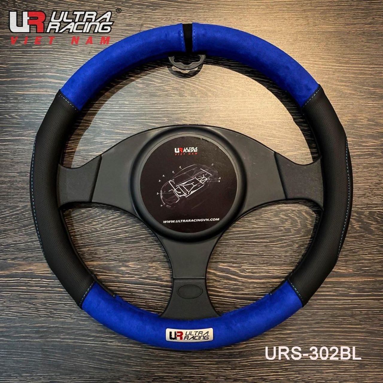 Bọc Vô Lăng Ultra Racing URS-302BL - Hình 1