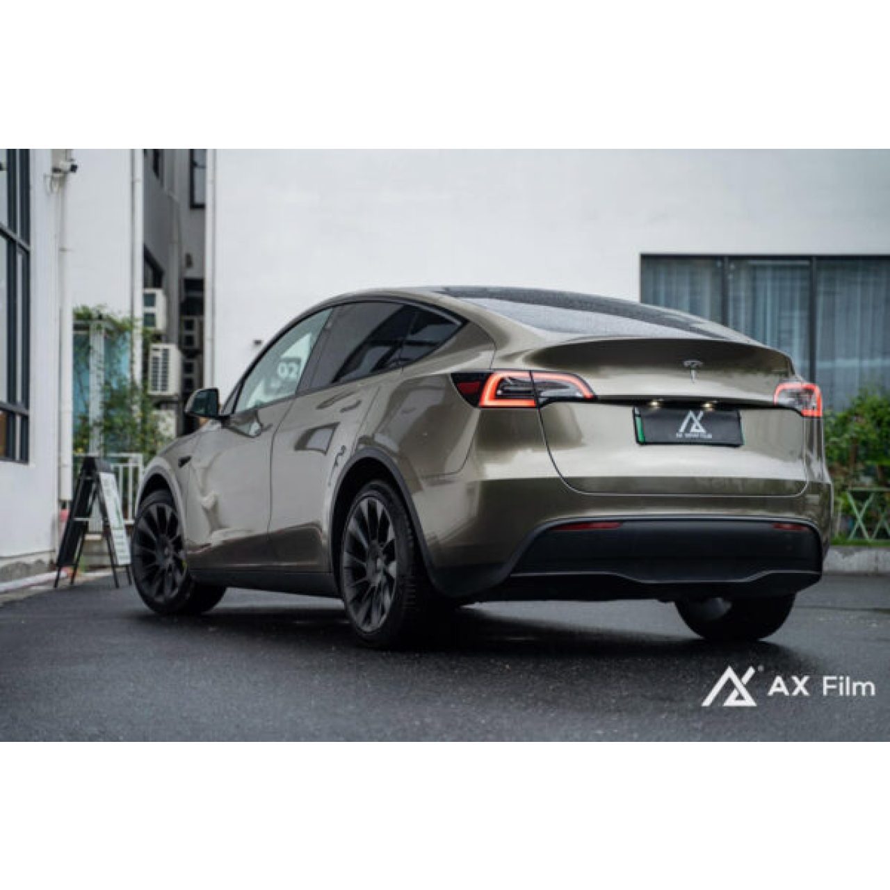 AX FILM TPU LIQUID METAL BRONZE -MÀU ĐỒNG KIM LOẠI LỎNG - Hình 3