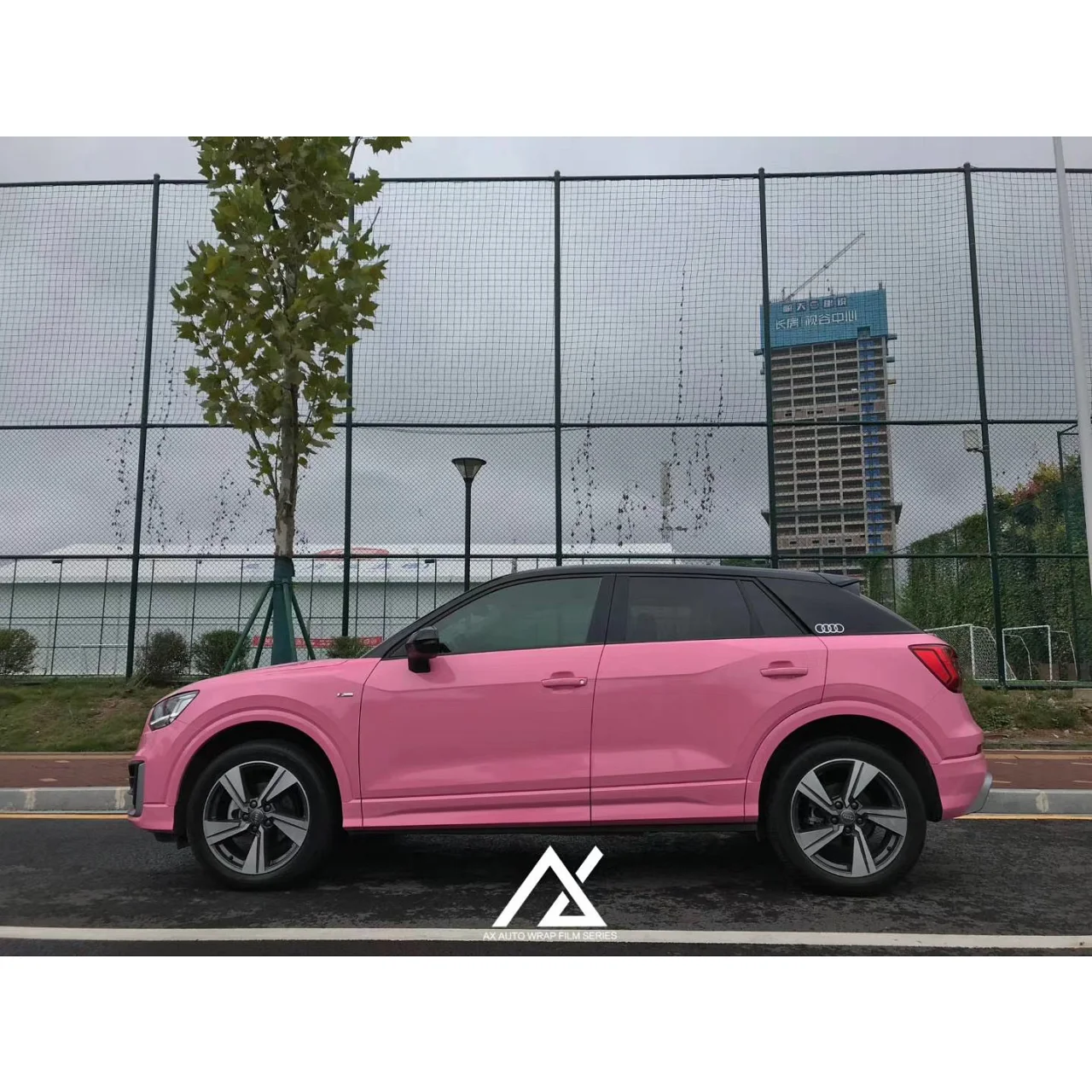 AX WRAP FILM GLOSS LIGHT PINK – HỒNG BÓNG NHẸ AUDI Q2 - Hình 3
