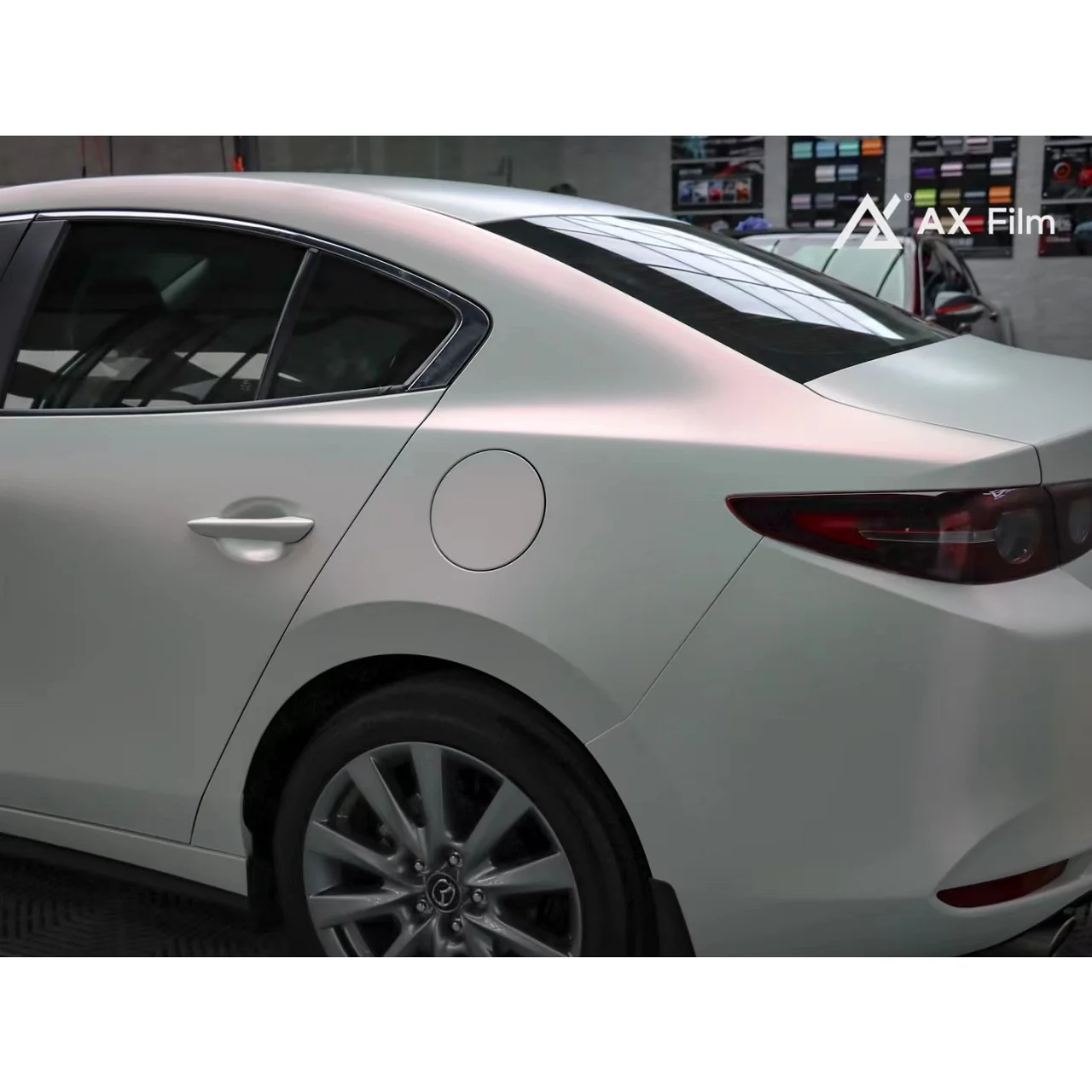 AX WRAP FILM PEARL METALLIC WHITE IRIDESCENT RED - NGỌC TRAI ÁNH KIM ĐỎ - Hình 4