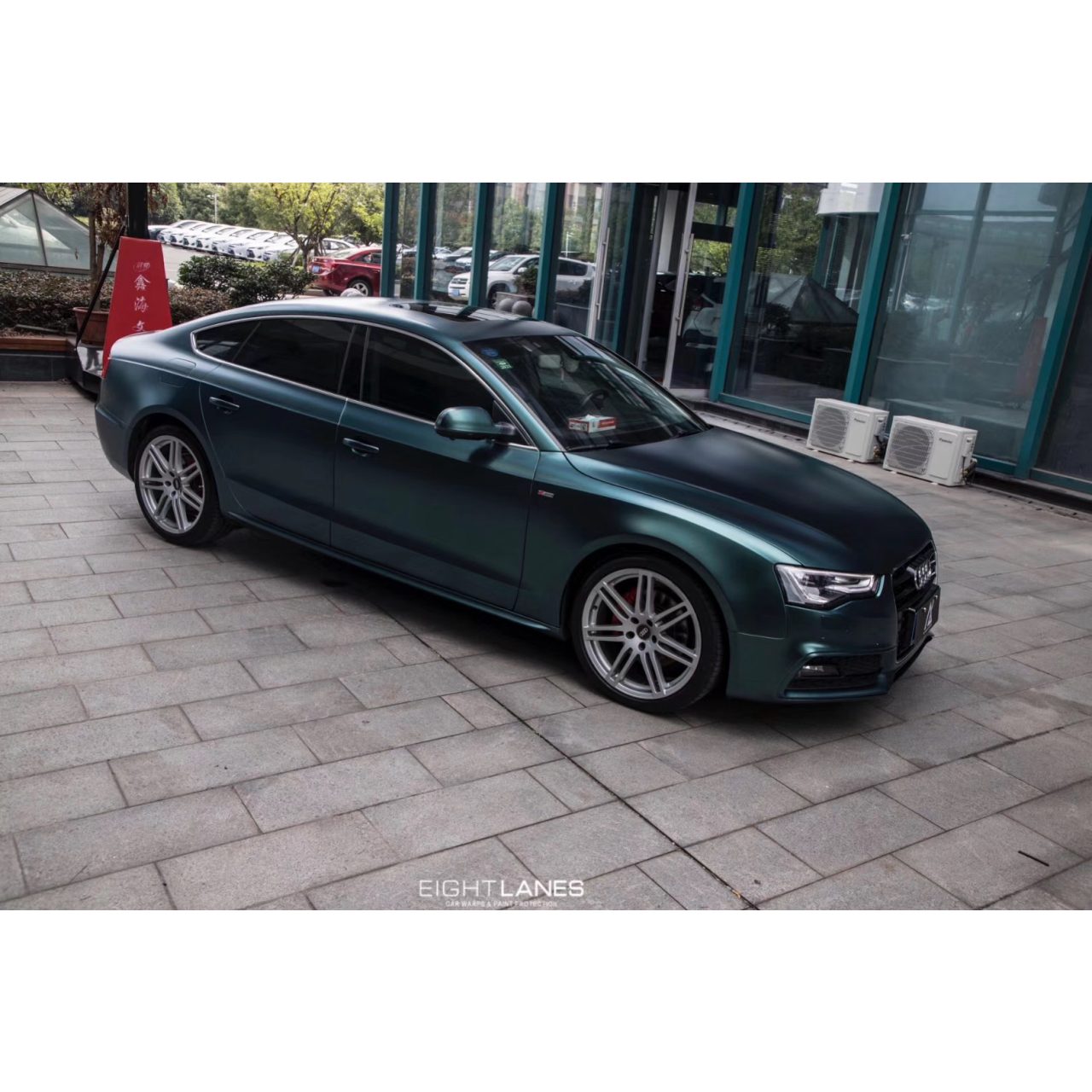 AX WRAP FILM PEARL METALLIC BLACKISH GREEN - MÀU XANH ĐEN ÁNH KIM NGỌC TRAI - Hình 3