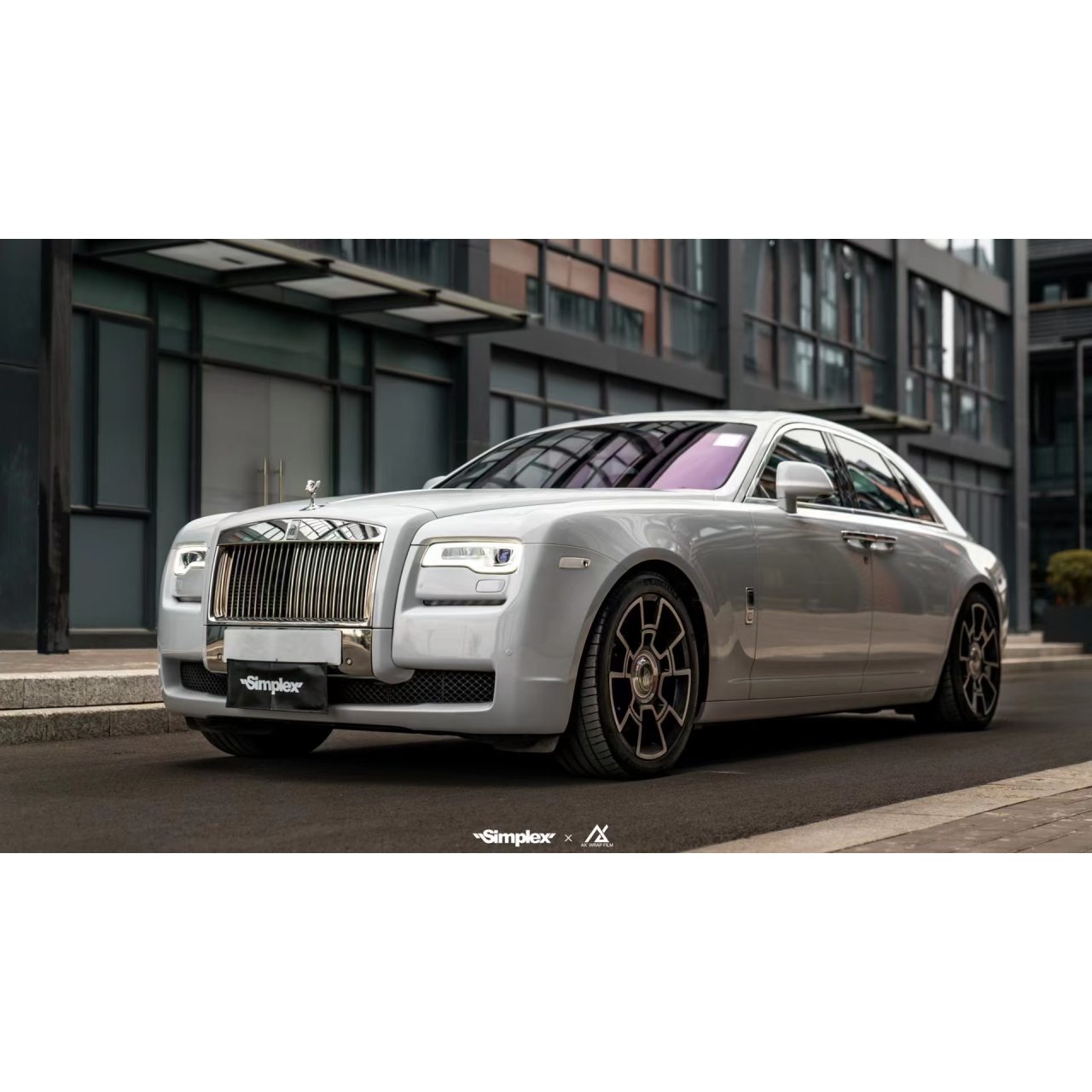 AX WRAP FILM ULTRA GLOSS VOLCANIC GRAY - MÀU TRO NÚI LỬA SIÊU BÓNG - Hình 5