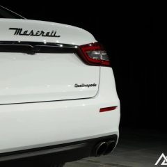AX WRAP FILM GLOSS PIANO WHITE - TRẮNG PIANO BÓNG MASERATI QUATTROPORTE - Ảnh nhỏ 5