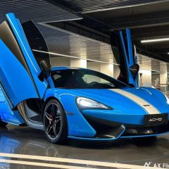 AX WRAP FILM GLOSS SKY BLUE – XANH BẦU TRỜI BÓNG MCLAREN 570S - Ảnh nhỏ 3