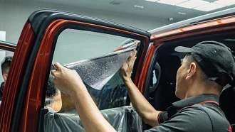 KINH NGHIỆM LỰA CHỌN PHIM CÁCH NHIỆT CHO Ô TÔ KHÔNG NÊN BỎ QUA