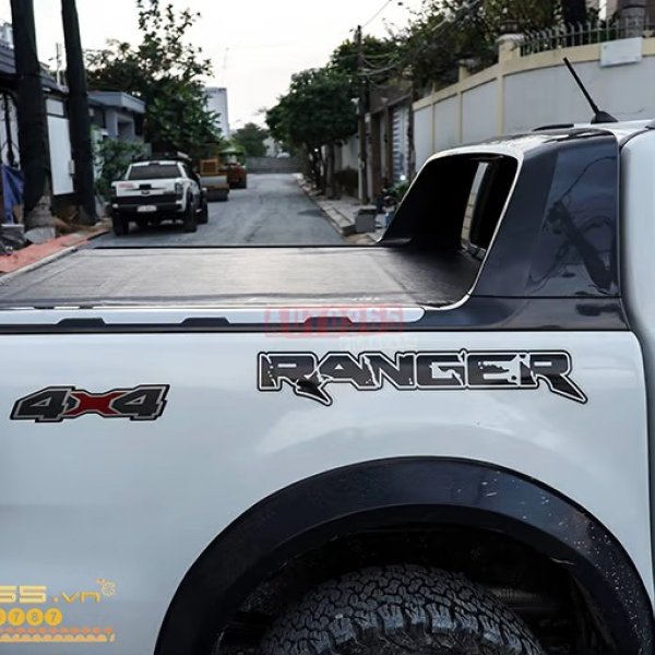NẮP THÙNG CUỘN MỀM TONTOP CHO XE BÁN TẢI FORD RANGER BI-TURBO