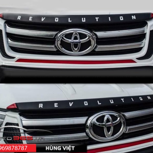 Ốp trang trí Toyota Hilux Revo 2016
