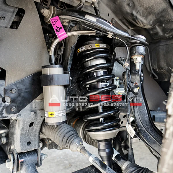 Ford Ranger Bi-turbo đầu tiên nâng cấp phuộc Old Man Emu  BP-51