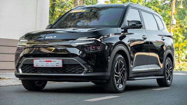 CHI HƠN 150 TRIỆU ĐỒNG ĐỂ NÂNG CẤP KIA CARENS, AI CHƠI LẠI ĐÂY?