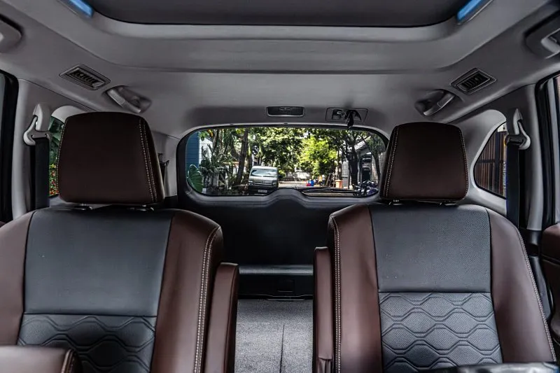 Toyota Innova nâng cấp phim cách nhiệt bên trong xe