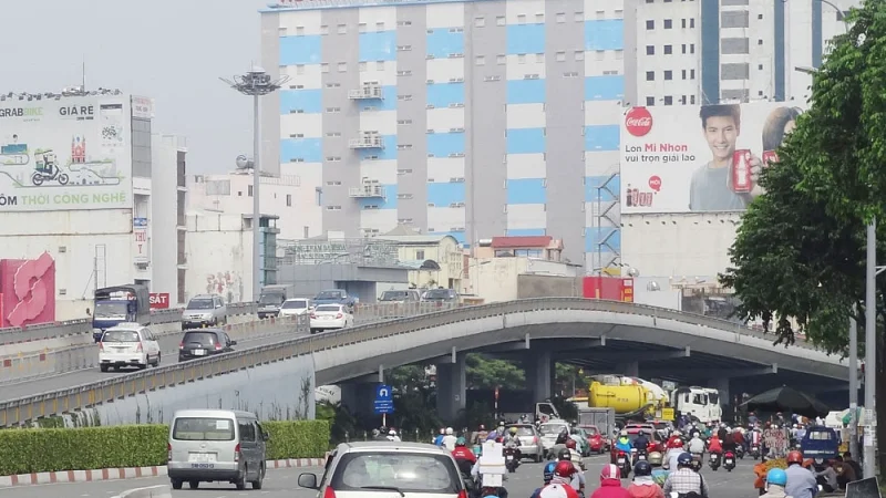 ĐÔI CHÚT TẢN MẠN VỀ VĂN HÓA GIAO THÔNG VẤN ĐỀ VĂN HÓA GIAO THÔNG