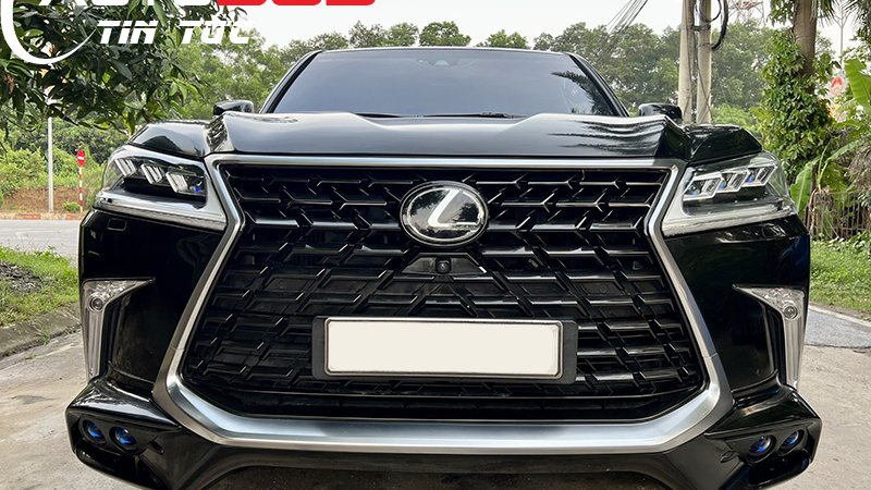 LEXUS LX570 SUPER SPORT VỚI COMBO ÁNH SÁNG NHÀ “X-LIGHT”