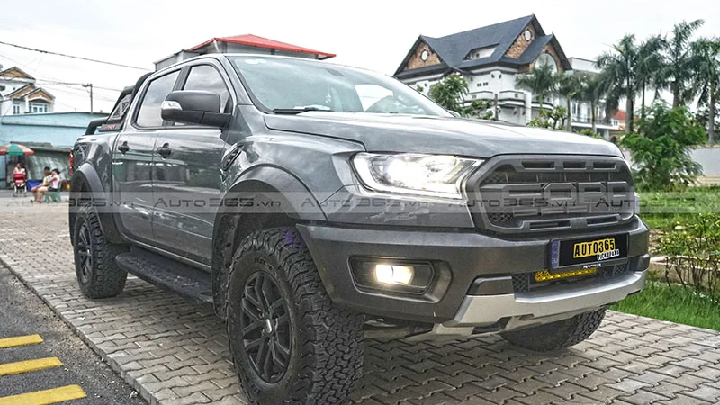 RANGER RAPTOR 2019 nổi bật với dàn độ VIP