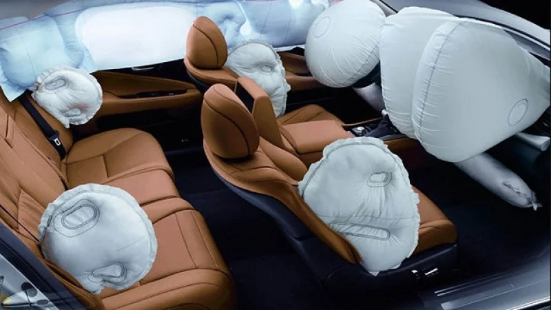 MỘT SỐ SAI LẦM KHI SỬ DỤNG XE Ô TÔ CÓ TÚI KHÍ 