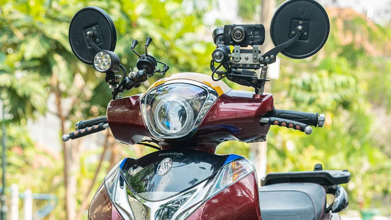XU HƯỚNG ĐỘ XE MÁY 2023: SH MODE LÊN X-LIGHT X5 PRO CỰC CHẤT