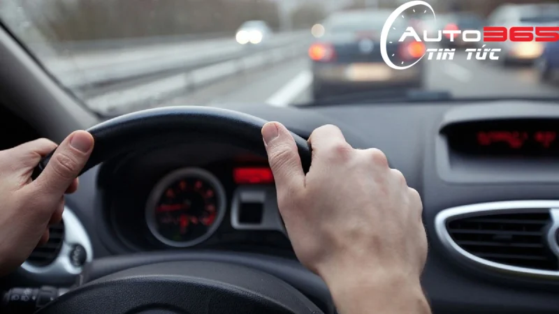 NHỮNG SAI LẦM KHI LÁI XE TRÊN CAO TỐC