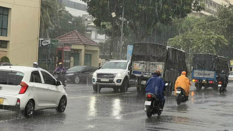 CÁC TÍNH NĂNG HỮU ÍCH CHO TÀI XẾ VÀO MÙA MƯA