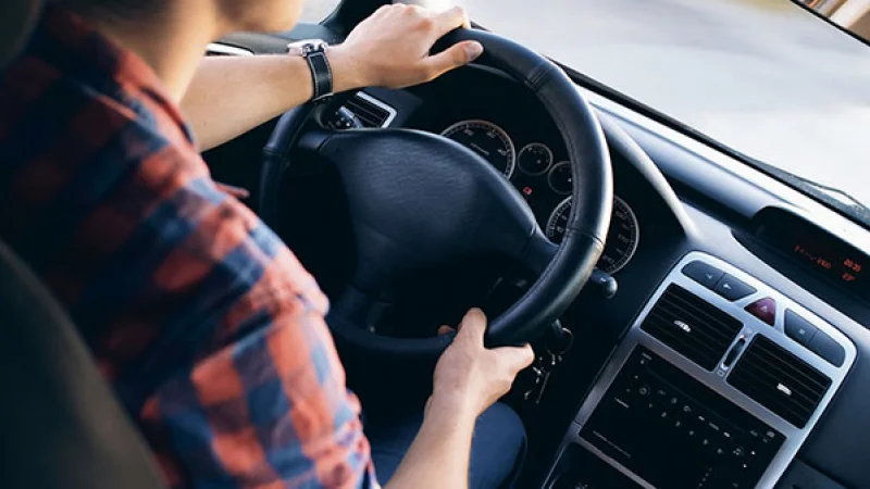 Những nguyên nhân khiến cho vô lăng ô tô bị rung lắc