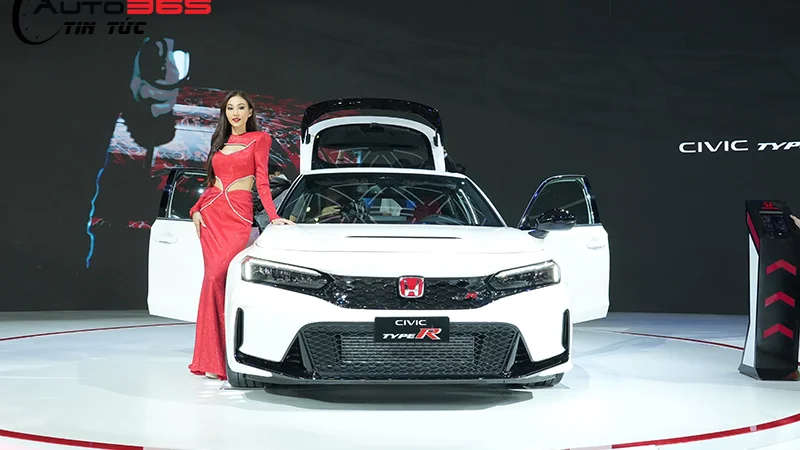 RA MẮT HONDA CIVIC TYPE R 2023 TẠI TRIỂN LÃM VIETNAM MOTOR SHOW 2022
