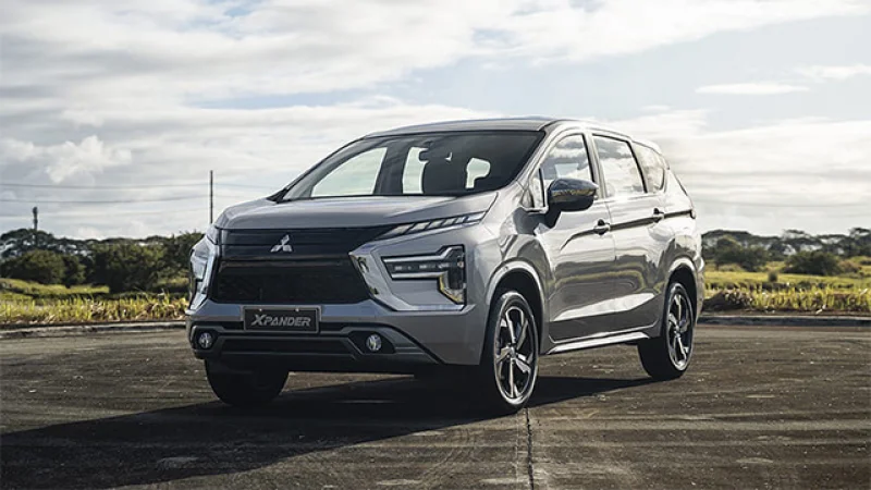 HYUNDAI STARGAZER 2023 VÀ MITSUBISHI XPANDER 2023: NGÔI “VƯƠNG” MPV 7 CHỖ CÓ ĐỔI CHỦ?
