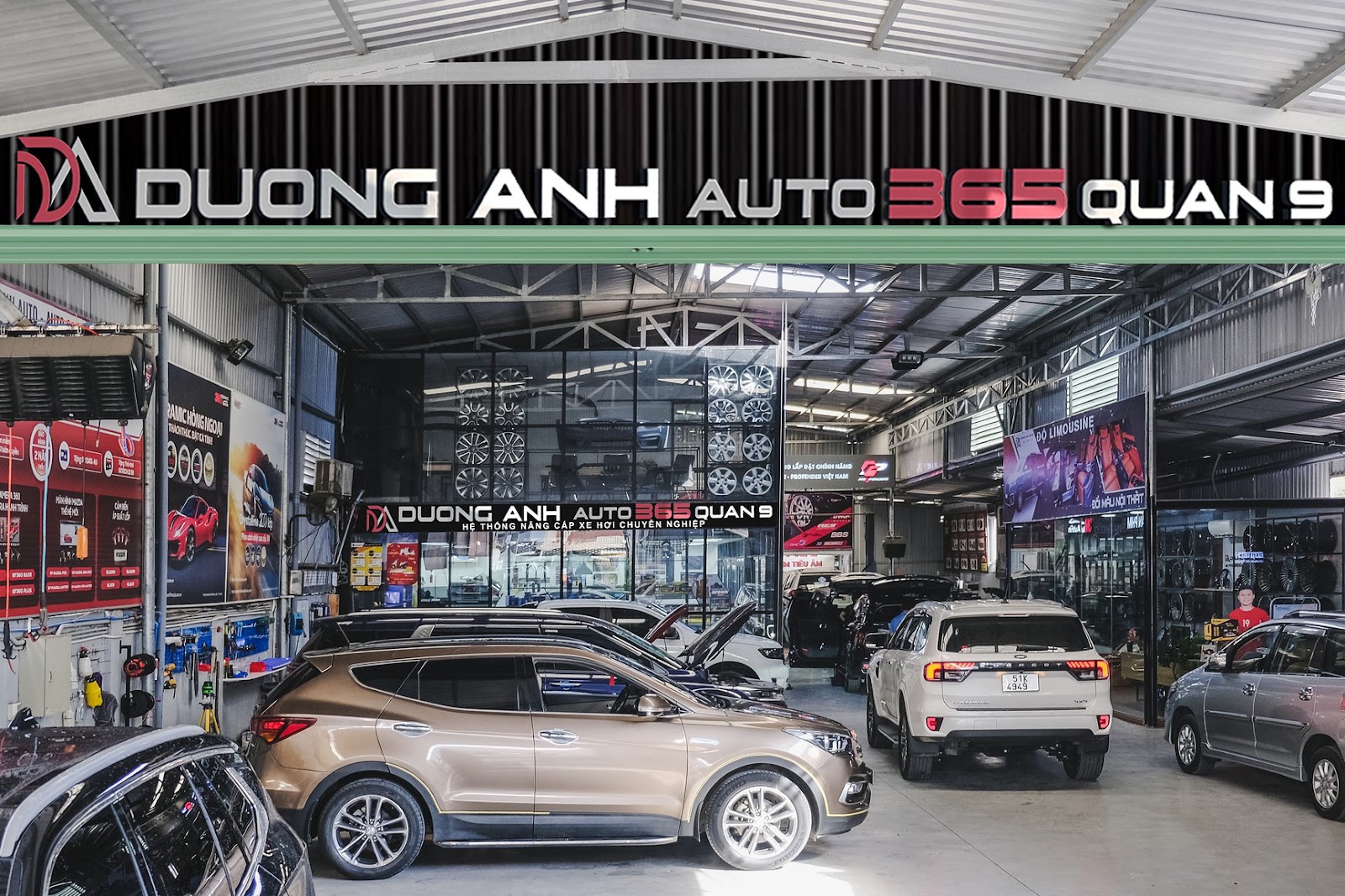 Dan Phim Cach Nhiet O To Chinh Hang Tai Thanh Pho Ho Chi Minh 7