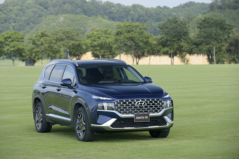 Hyundai Santa Fe (5,94 lít/100km)