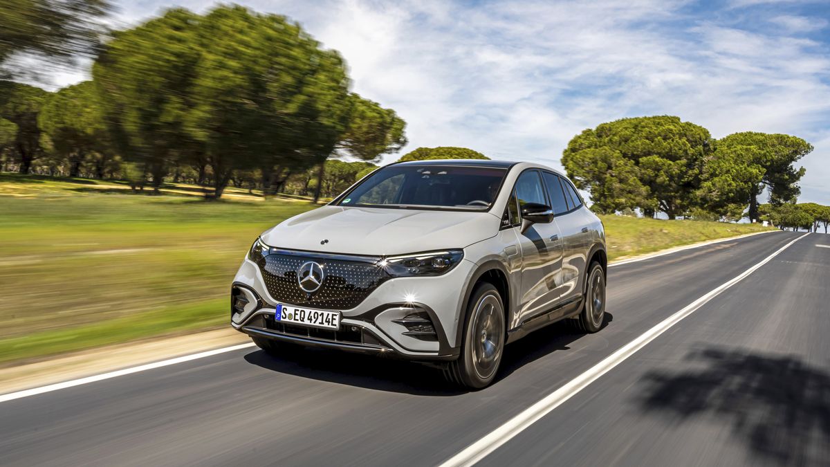 EQE SUV 1