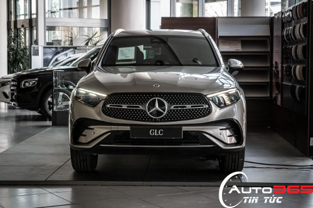 Mercedes Benz 2023