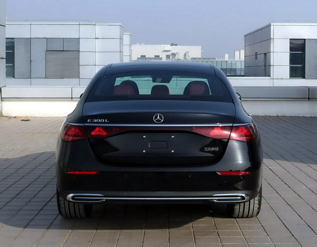 Mercedes E Class L 2024 1
