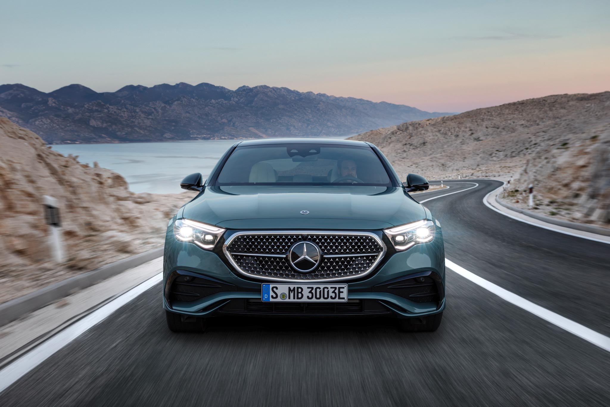 Mercedes E Class L 2024 2