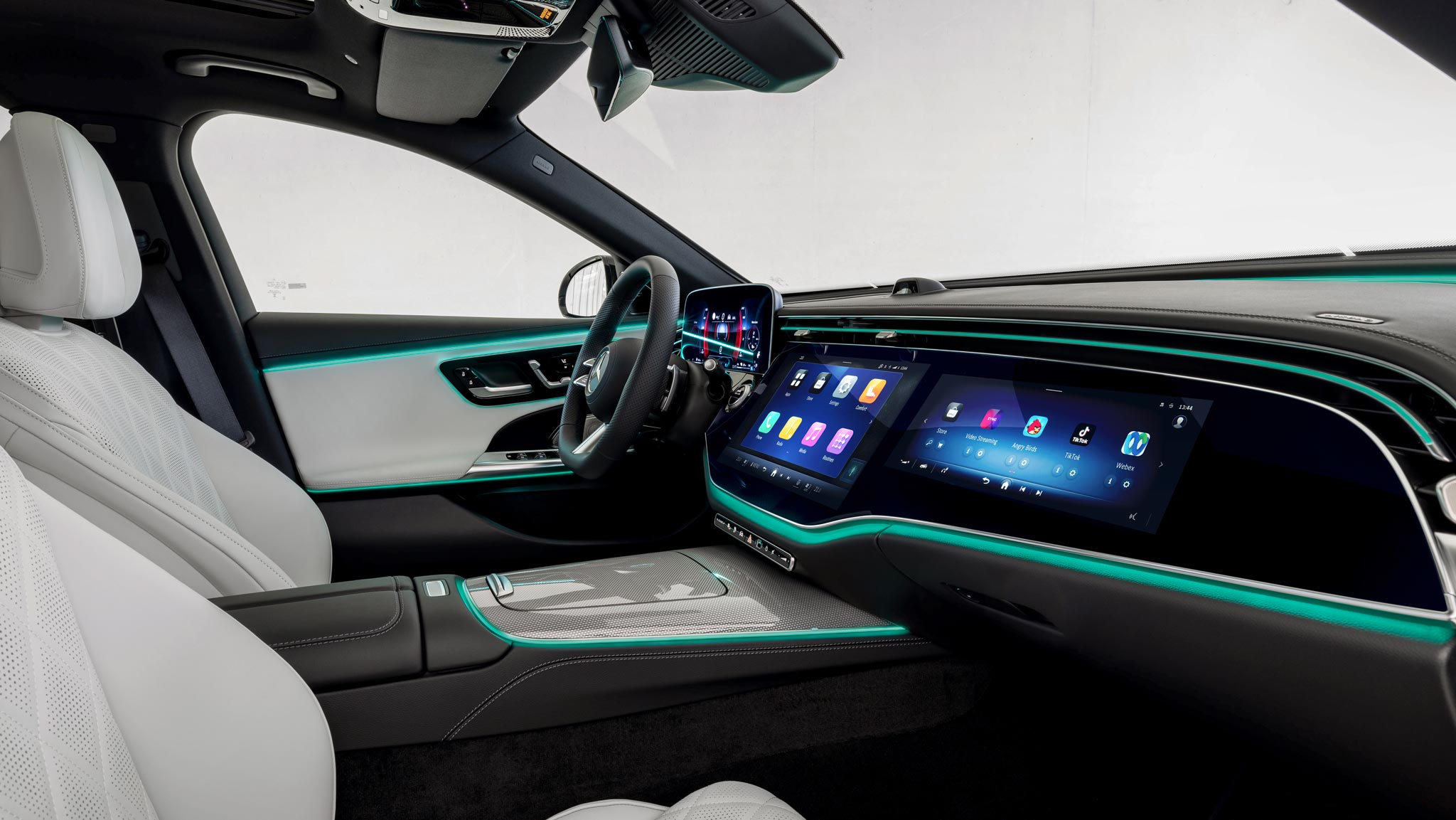 Mercedes E Class L 2024 4