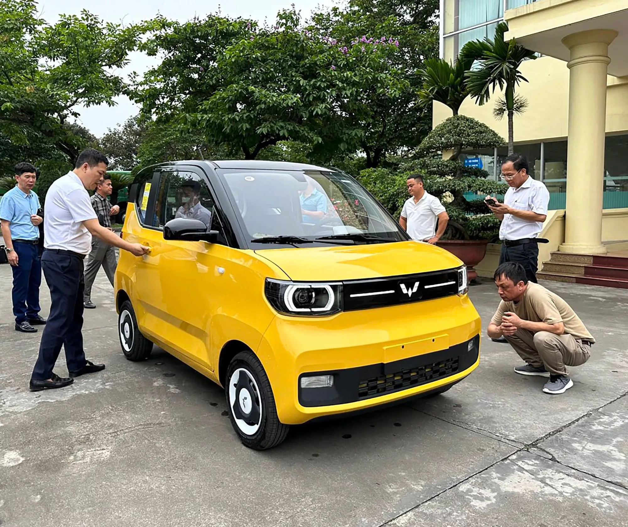 HONGGUANG MINIEV CHỐT RA MẮT VIỆT NAM CUỐI THÁNG NÀY: GIÁ DỰ KIẾN HỢP NGƯỜI LƯƠNG 15 TRIỆU, CHẠY 170KM/SẠC