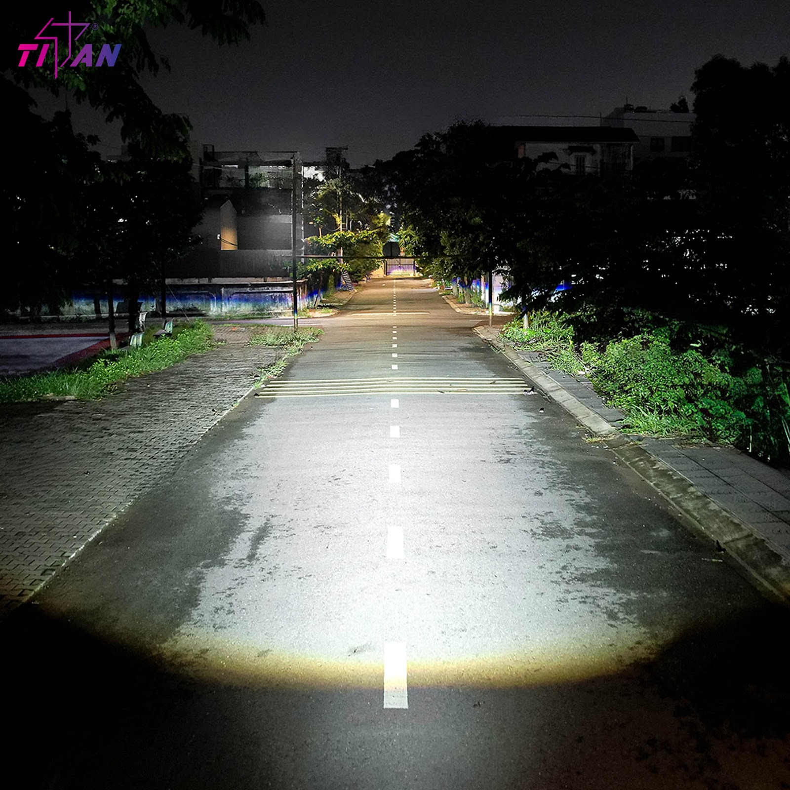 Bi-Laser-Titan-Platinum-Plus-2023-cos.jpg