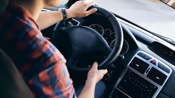 NHỮNG NGUYÊN NHÂN KHIẾN CHO VÔ LĂNG Ô TÔ BỊ RUNG LẮC