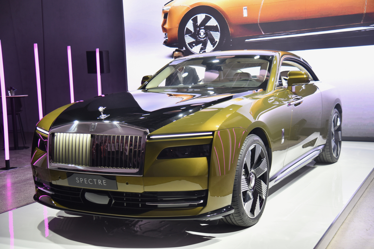Rolls Royce Spectre 1
