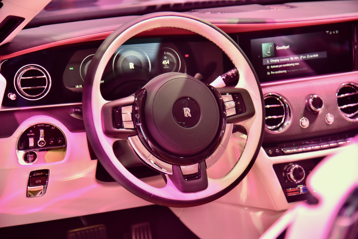 Rolls Royce Spectre 7