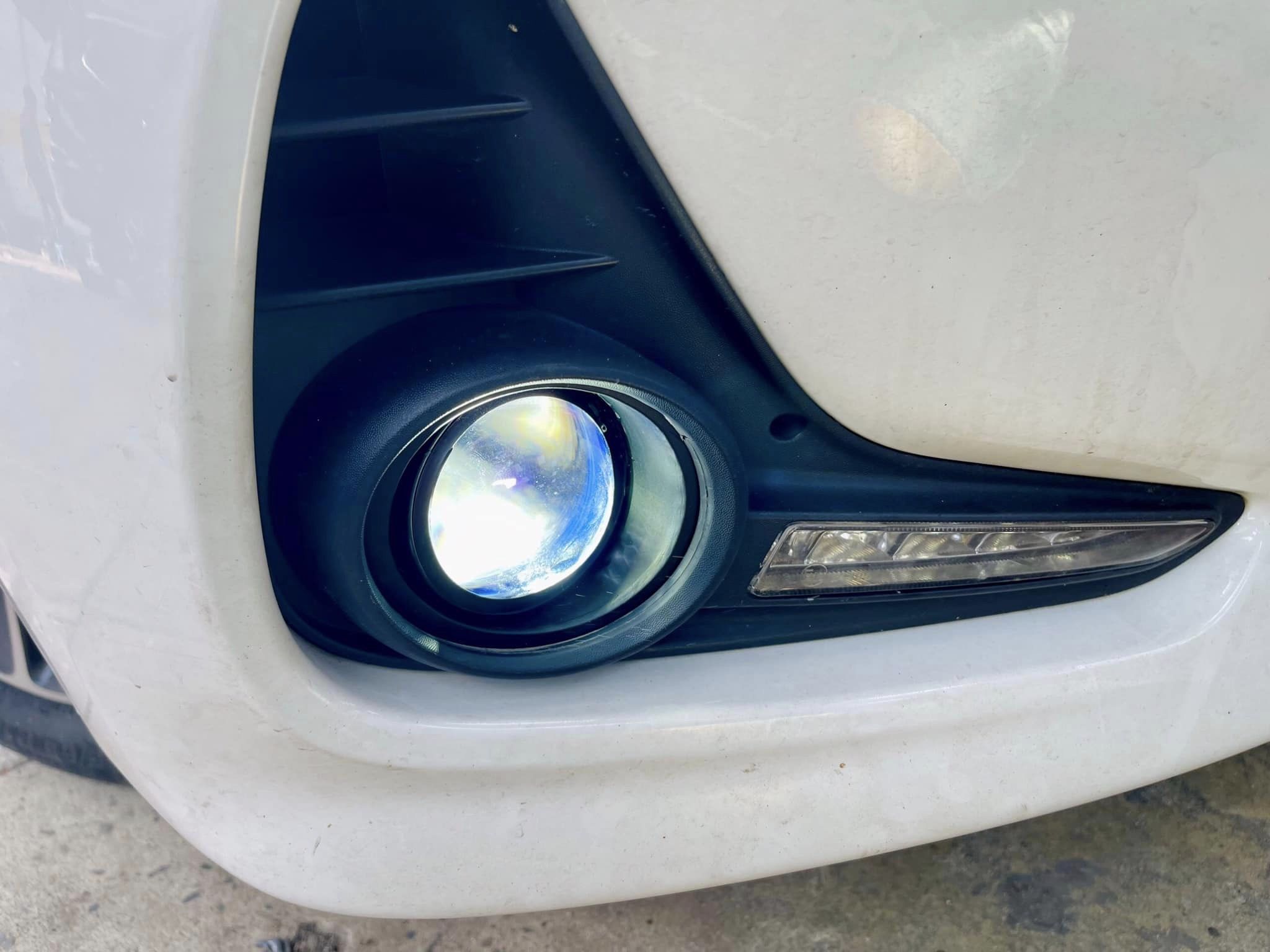 do-den-hyundai-i10-5.jpg