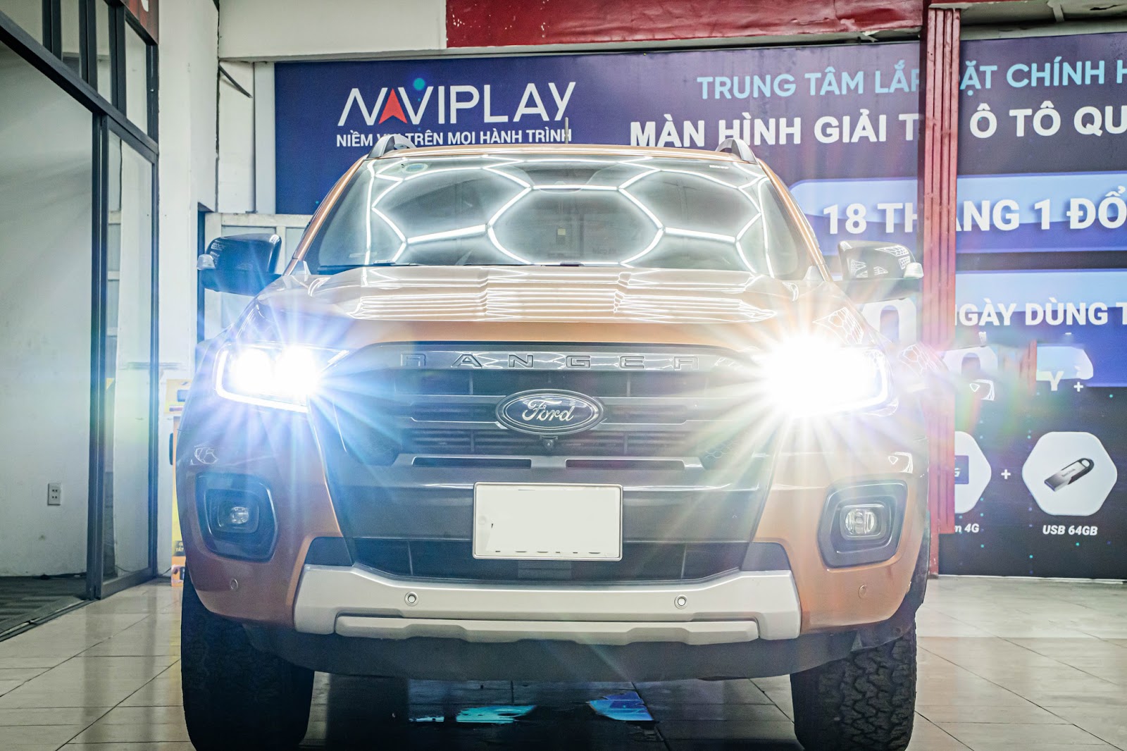 do-den-pha-cho-ford-ranger-39.jpg
