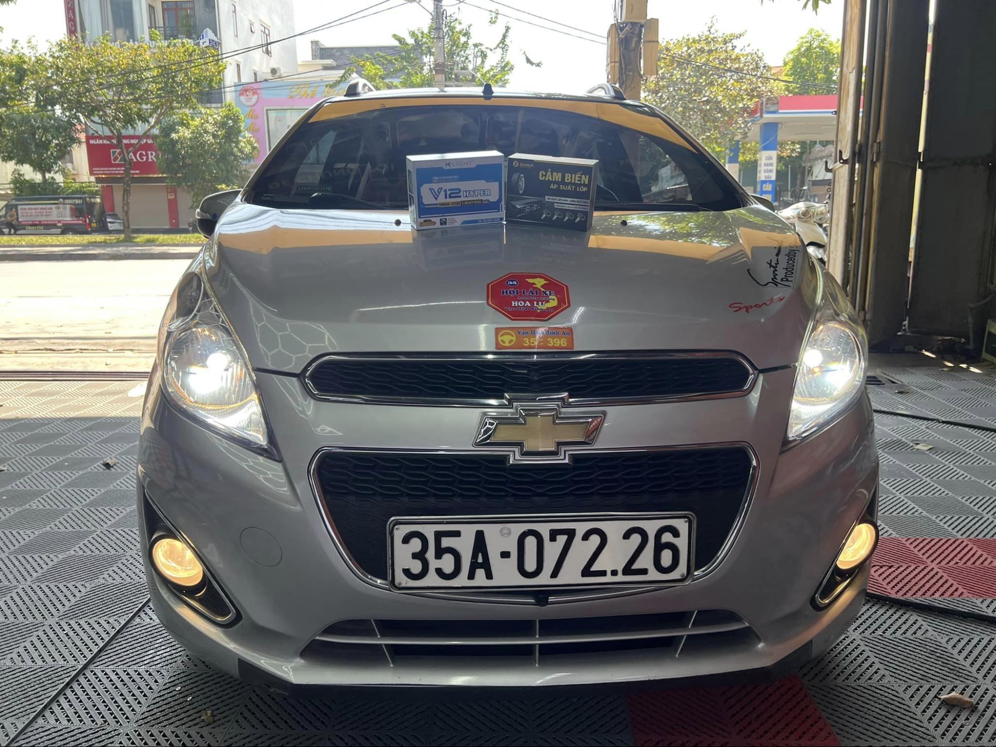 Hinh Anh Xe Lap Bi Led Mini X Light V12 Hyper
