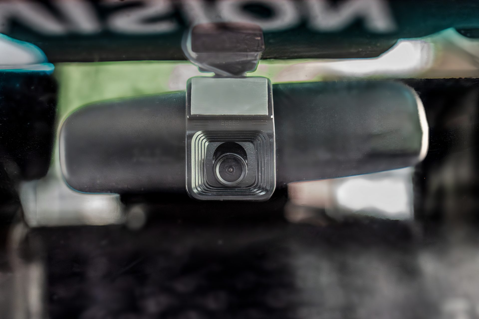 Wigo Lap Man Hinh Camera Hanh Trinh 4