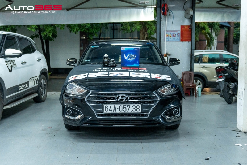 hyundai-accent-do-den-bi-led-v30-ultra.jpg