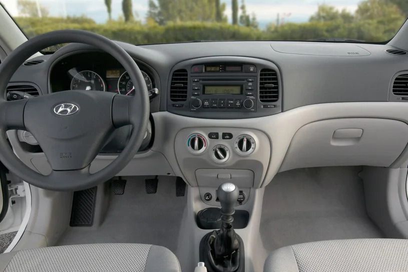 noi-that-hyundai-accent-doi-thu-3.jpg