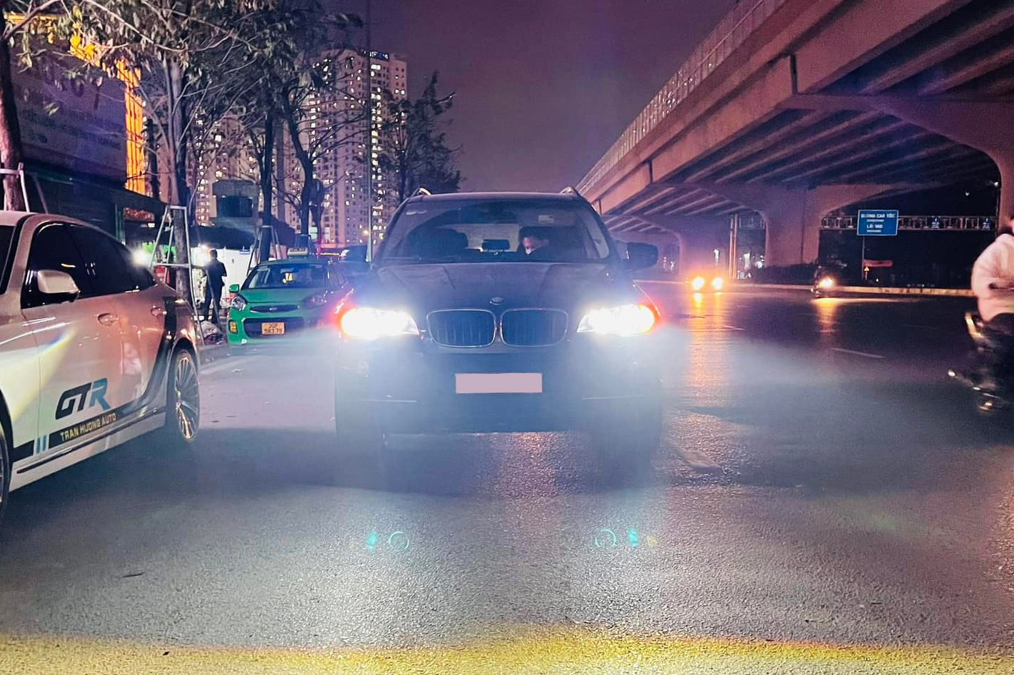 O Den Bmw X5 10