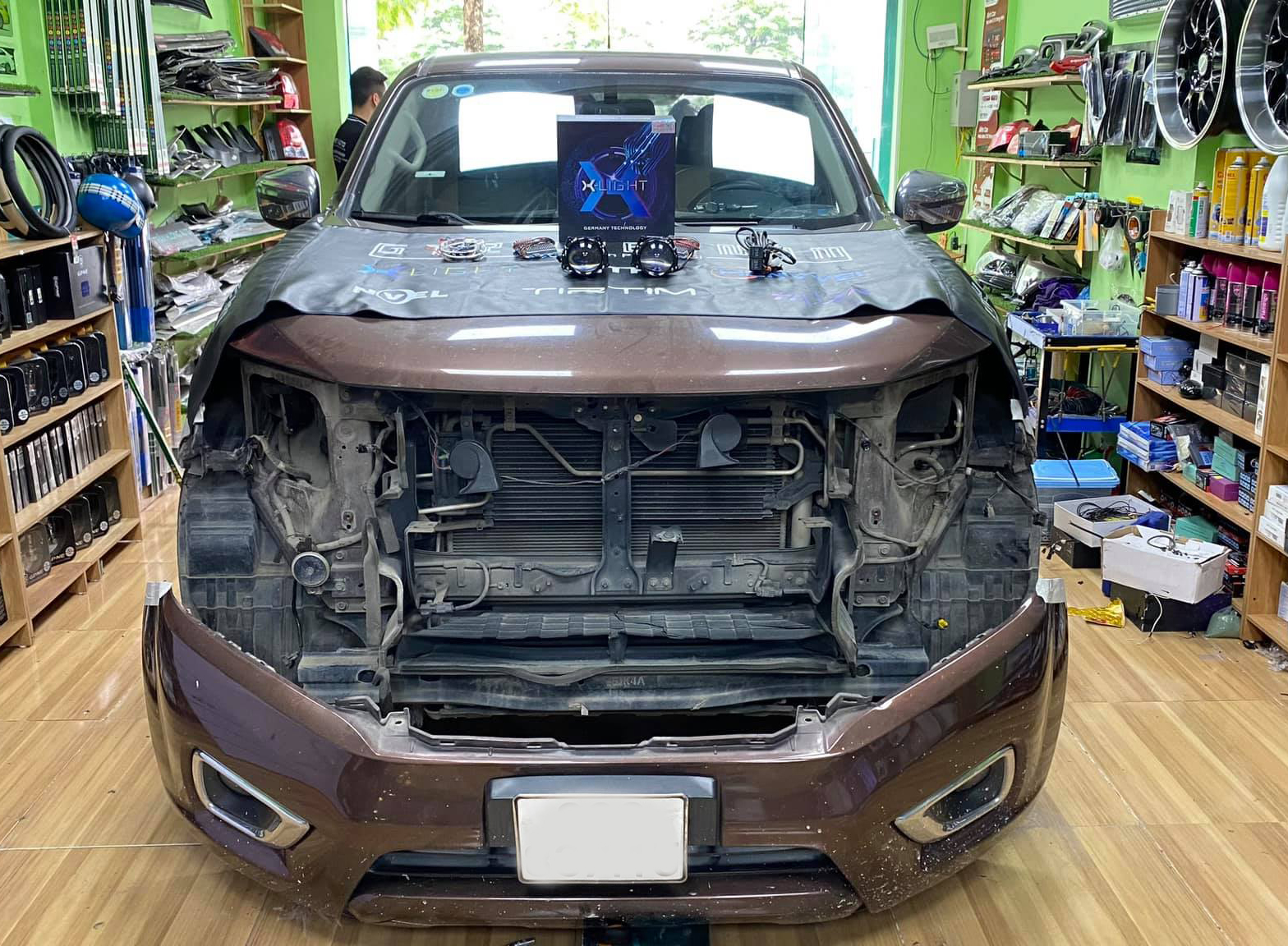 4 Nissan Navara V30 Ultra